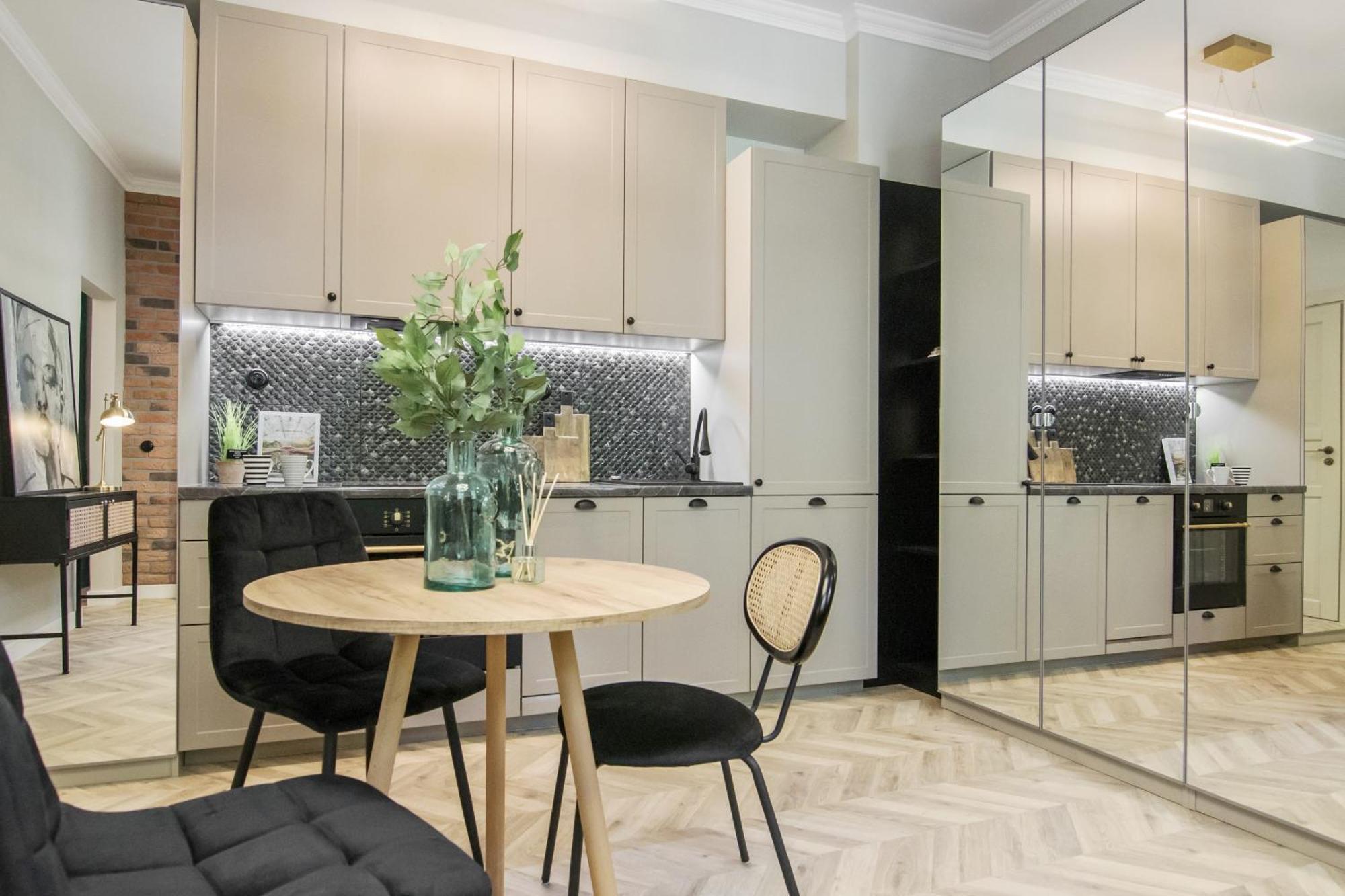 לודז' Polpo Apartments - Fabryczna 7 מראה חיצוני תמונה